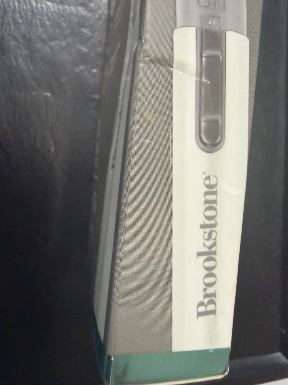 Brookstone Eyelash Curler - White and Gold Accent